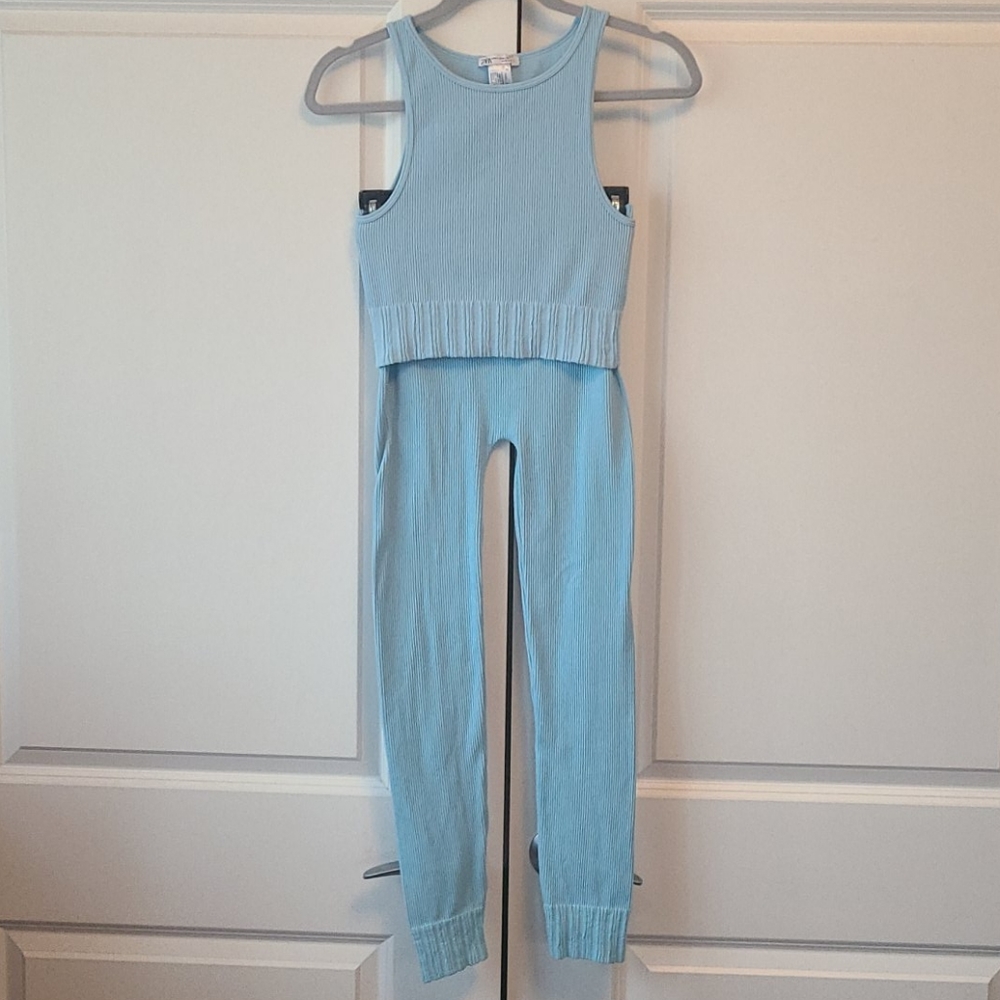 💨Priced to sell💙Zara set💙